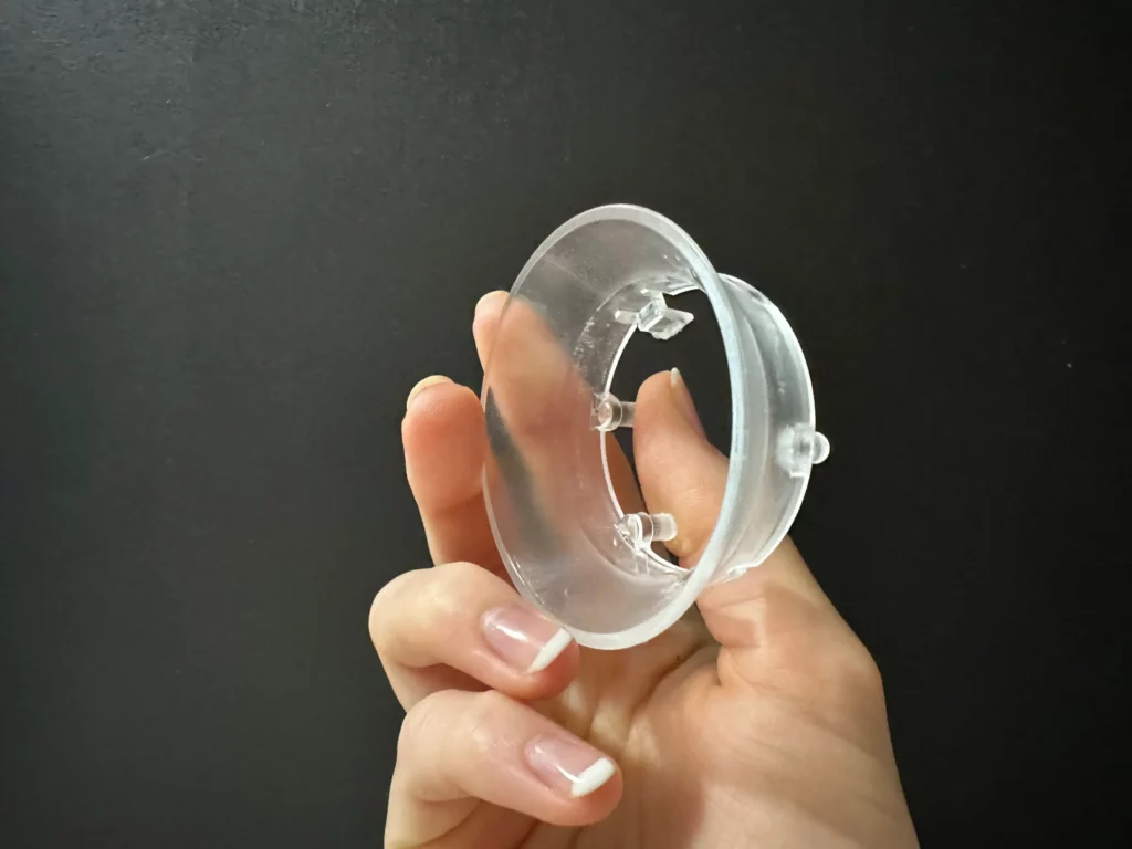 Spacer in hand